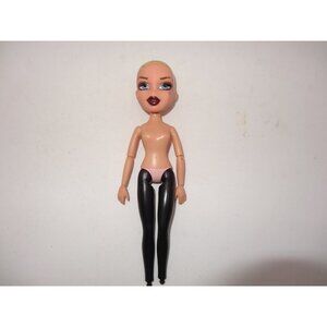 Bratz Stamped on Neck‎ Back 2001 Black Legs Dancing Girl ?